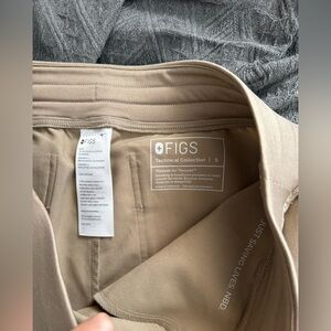 Figs oatmeal scrubs set - never worn